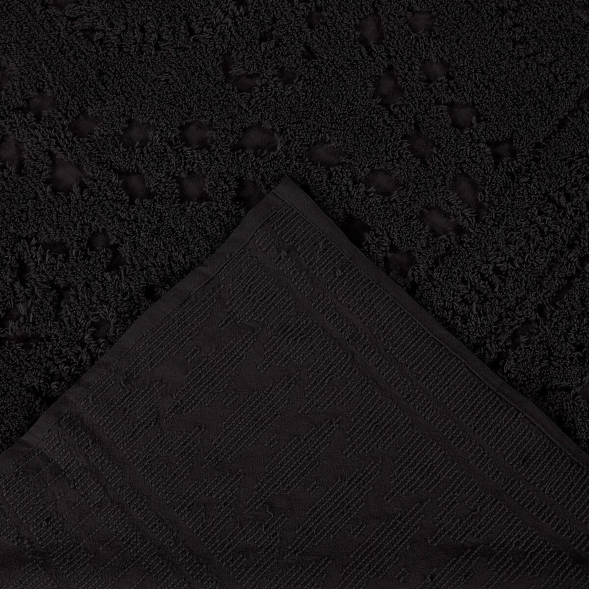 EB5DE63B-2F99-343F-9F27-F38FECA6AC75