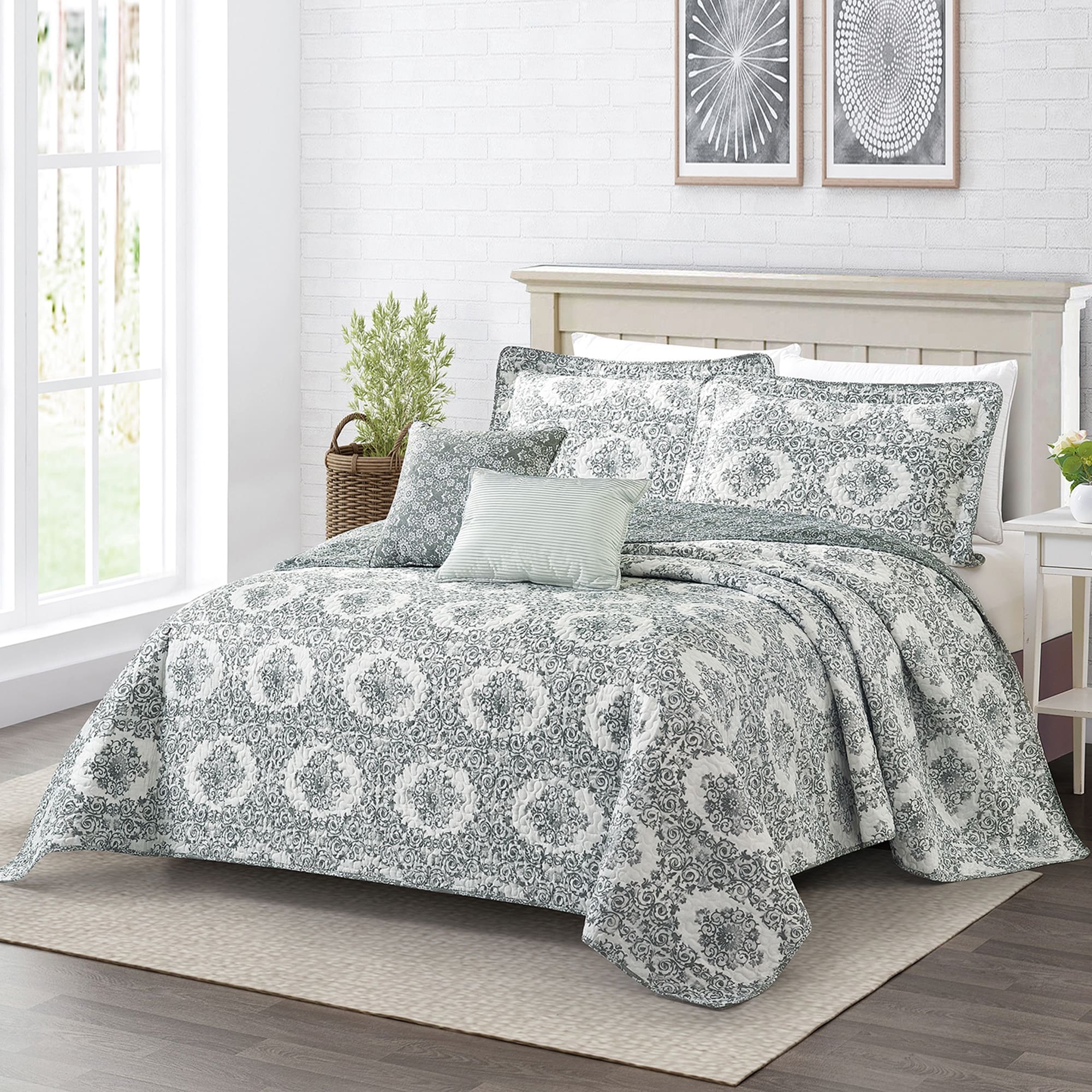 Home Soft Things 5 Piece Printed Microfiber Legacy Quilts Set