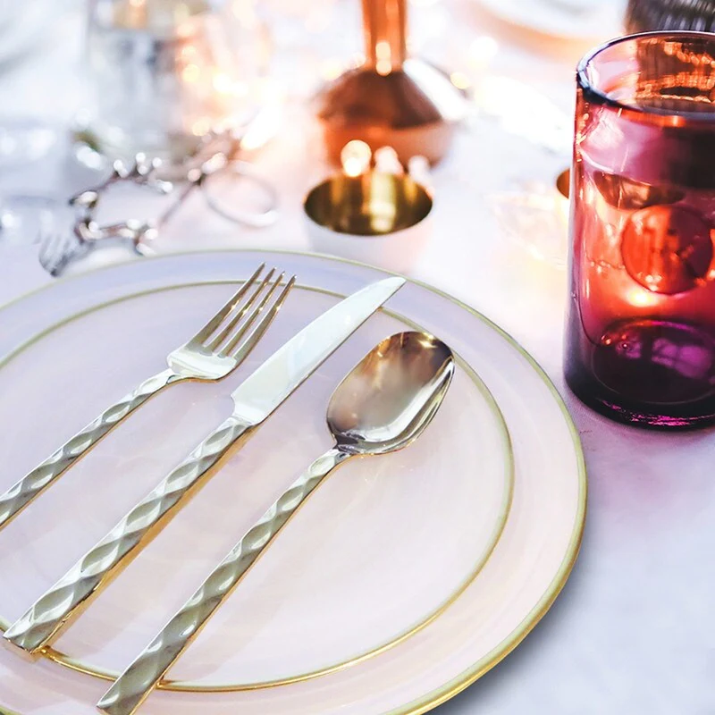 F1254A4C-C2F8-A34B-35E8-FF08F46E16D4