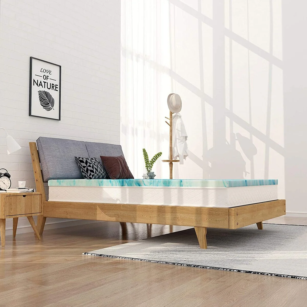 4-Inch Cooling Swirl Gel Memory Foam Mattress Topper Ventilated Foam Mattress Pad w/CertiPUR-US