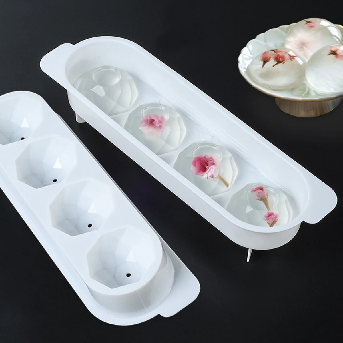 F7E44B79-E256-B076-7C9F-95E82CDDFB7D