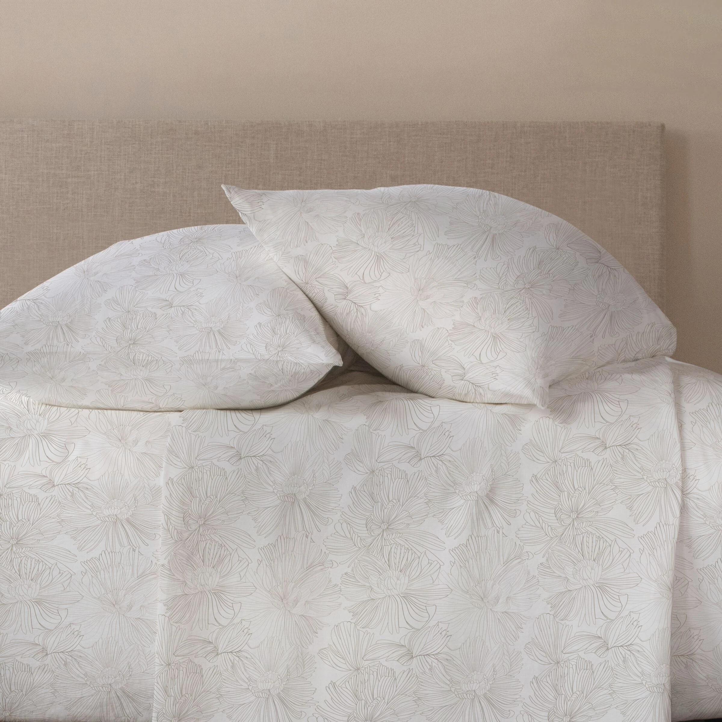 F8D540F3-CC8D-0E41-F2DD-30AB52DB94CB