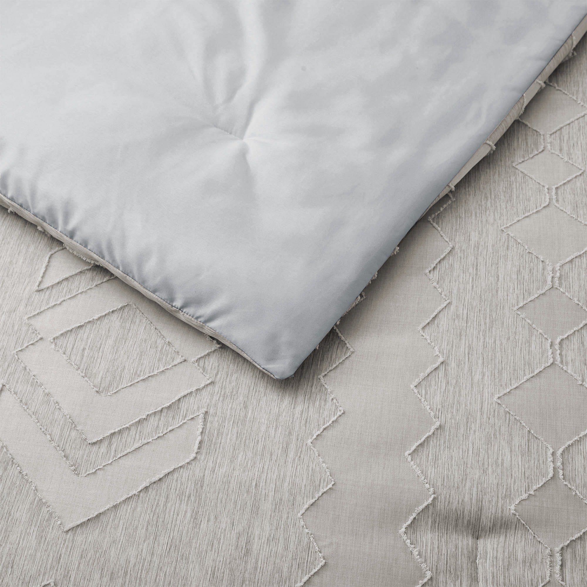 FA8E3F36-E937-CB08-C980-B64A3EB48DFA