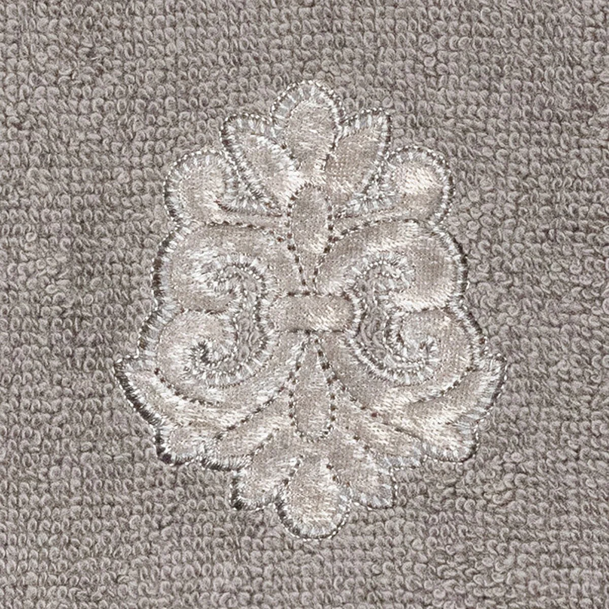 FA9AA025-9615-6CF2-E4D8-4829600843CB