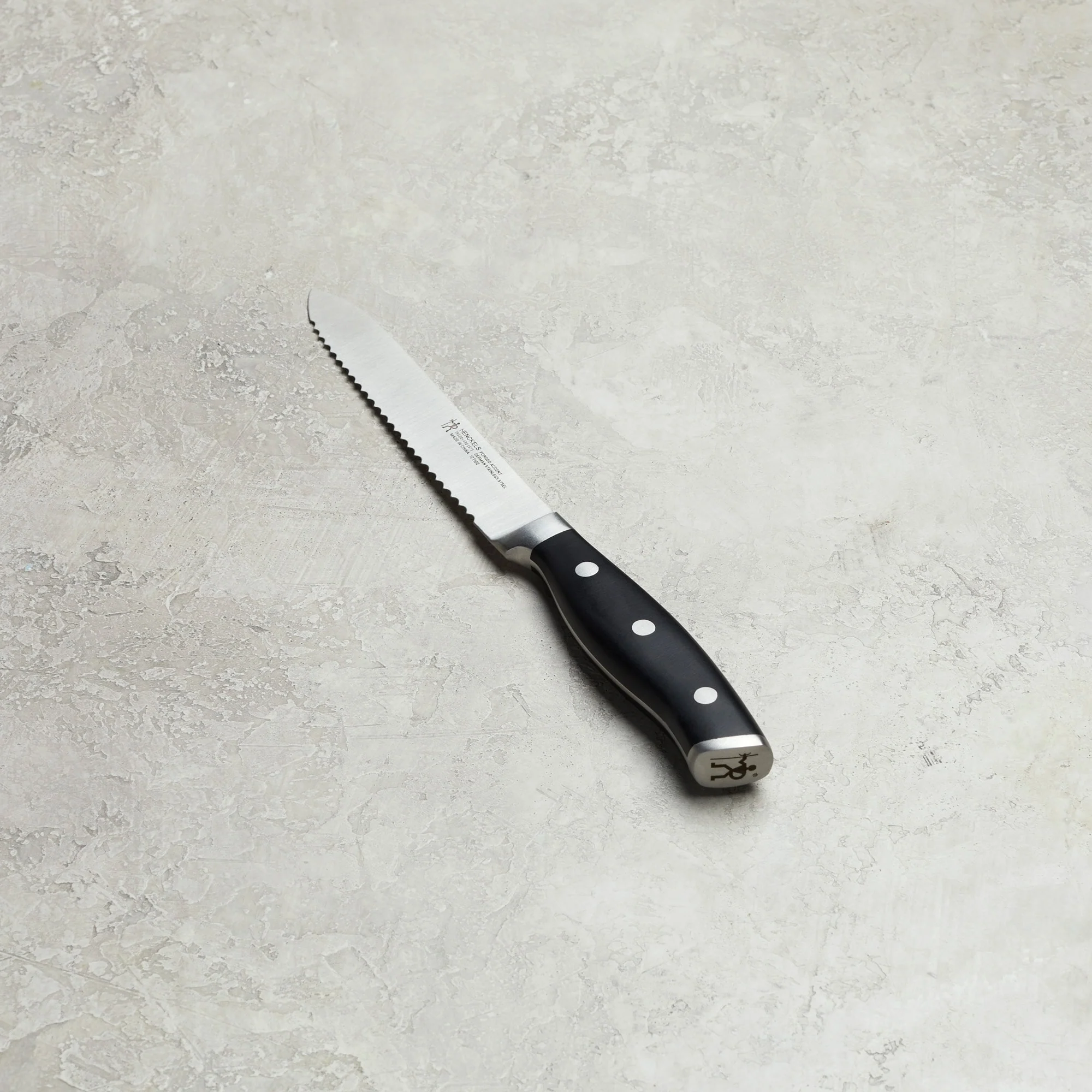 FB6CC96E-4770-C7C6-994E-4DD2713F3111