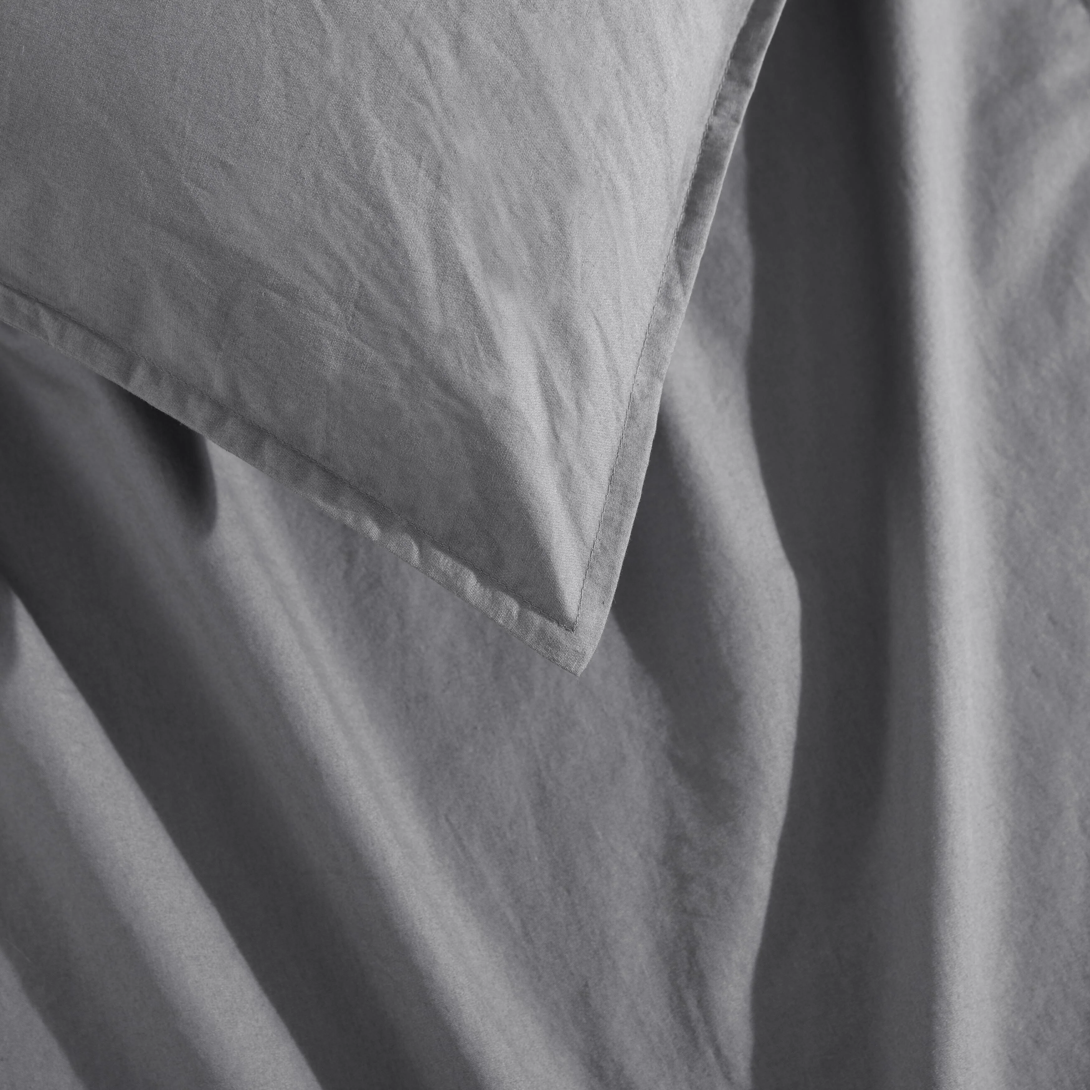 FB94C92C-2555-CDA9-28FE-21F8FEFDC596