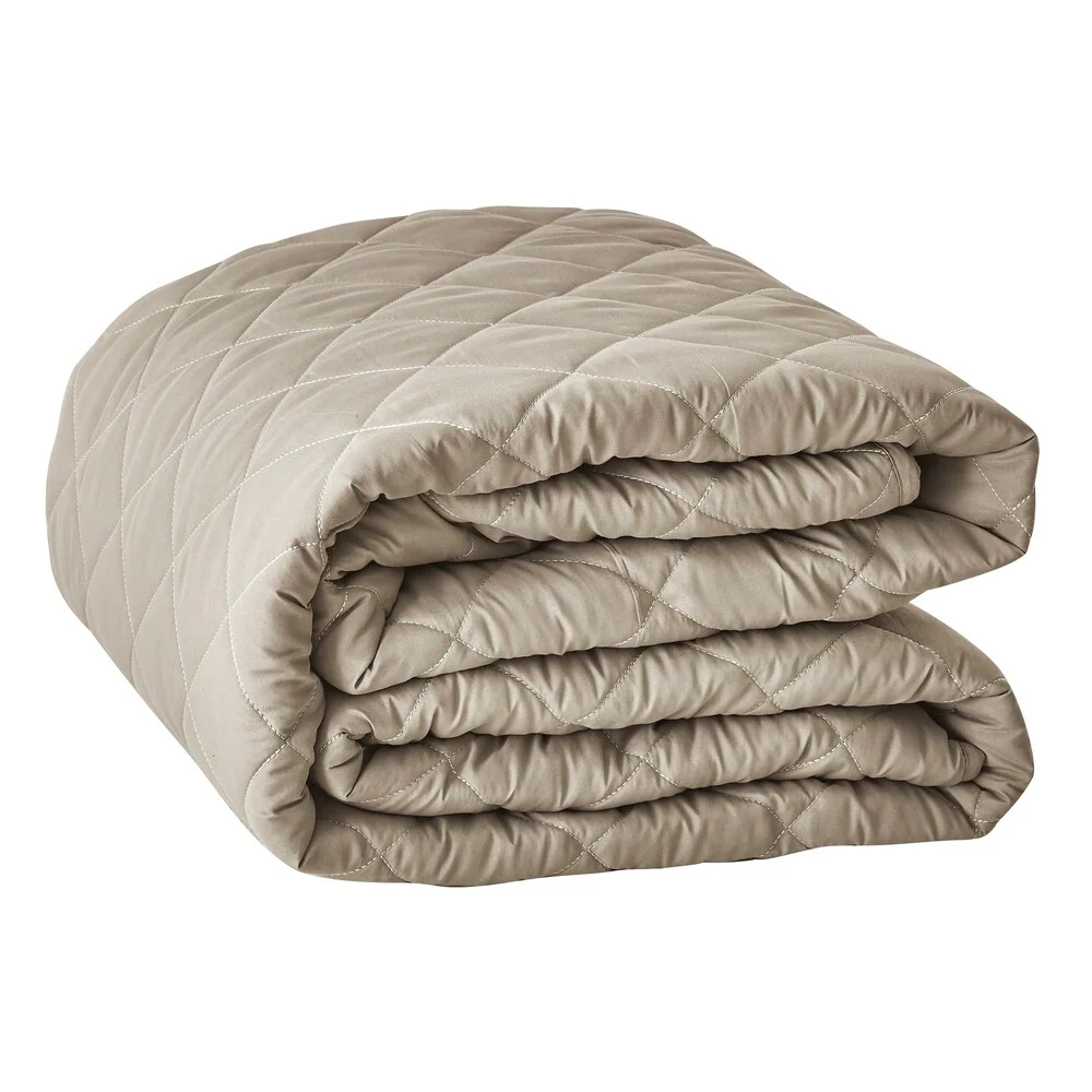 FBB8EF0F-23A3-3571-CAD2-B35F92C5EF5C