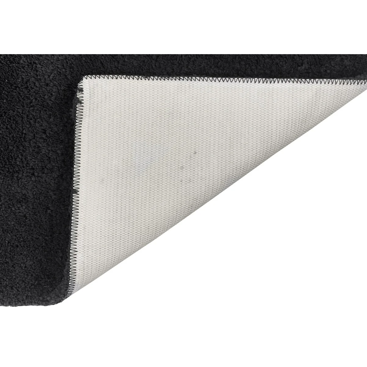 FEBA0F59-2051-5A4B-F932-33F459A2BBCC